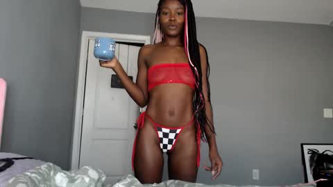 Twitter - Kandie Monaee online show from September 22, 2025, 1:57 pm