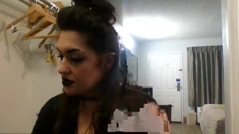 kandirain online show from October 19, 2025, 8:26 am