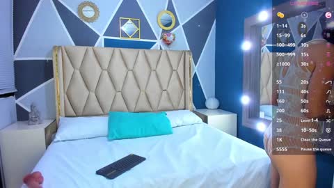 hello  Im Danni online show from January 30, 2025, 11:02 pm