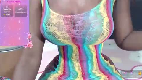 Paola online show from March 7, 2025, 10:10 pm