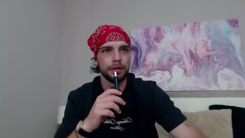 Snapshot of kanehunter chatting on June 18, 2026, 12:44 am Kane online show from June 18, 2026, 12:44 am