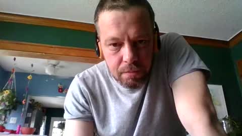 Snapshot of kansascity354937 chatting on June 6, 2026, 8:35 pm justsomeguy online show from June 6, 2026, 8:35 pm