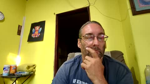 Snapshot of kansasfarmer1 chatting on October 10, 2025, 2:05 pm kansasfarmer1 online show from October 10, 2025, 2:05 pm