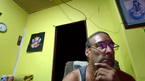 Snapshot of kansasfarmer1 chatting on October 11, 2025, 11:25 pm kansasfarmer1 online show from October 11, 2025, 11:25 pm