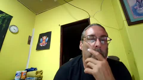 Snapshot of kansasfarmer1 chatting on October 14, 2025, 8:20 pm kansasfarmer1 online show from October 14, 2025, 8:20 pm
