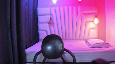 kaorii_lee online show from November 12, 2025, 12:16 pm