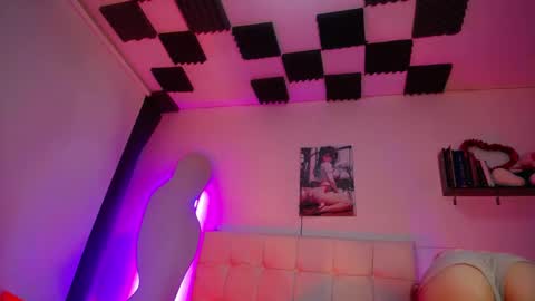 kaoz_33 online show from March 1, 2025, 7:48 pm