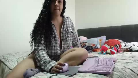 kara online show from January 3, 2025, 4:06 pm