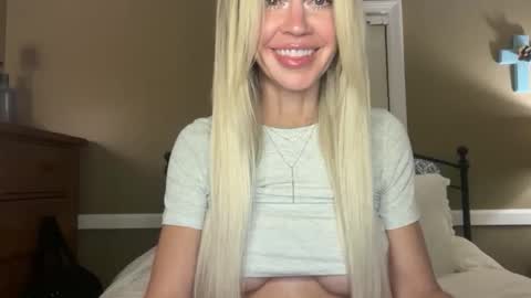 Snapshot of karabearr chatting on October 24, 2025, 1:46 am kara online show from October 24, 2025, 1:46 am