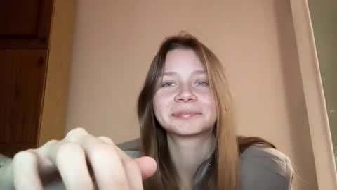 Ria online show from December 5, 2025, 6:48 pm