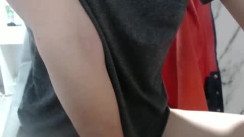 kareemimi online show from April 25, 2026, 1:52 pm