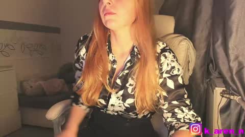 karen0092 online show from December 2, 2024, 6:43 pm