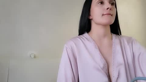 karennclark online show from March 18, 2026, 11:24 am