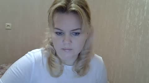 karennelsonx online show from January 31, 2025, 5:42 pm