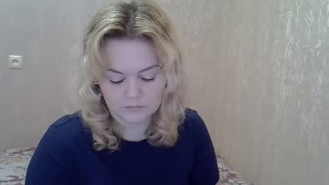 karennelsonx online show from February 17, 2025, 11:23 am