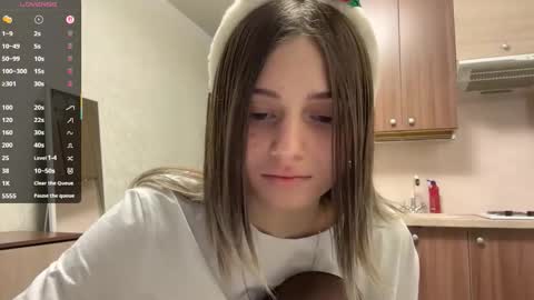 May online show from December 18, 2025, 4:13 pm