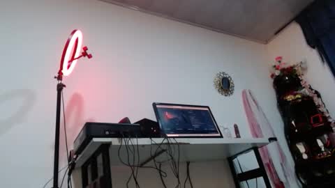 karima_sarabe online show from February 12, 2026, 11:11 pm