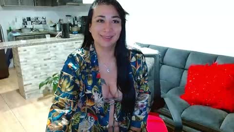 karime lee online show from April 20, 2026, 10:29 am