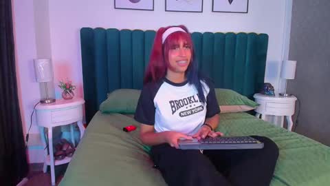 Karina online show from February 7, 2025, 8:01 am