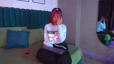 Karina online show from February 12, 2025, 8:27 am