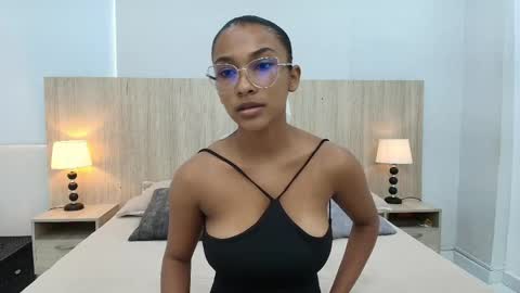 Karina Calderon online show from April 14, 2026, 11:38 am