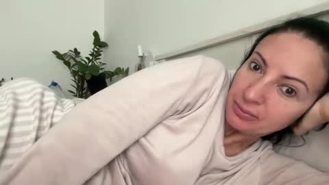 Karina online show from February 28, 2026, 9:32 am