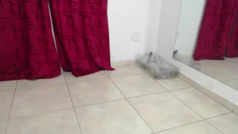 KarinaSimonz online show from March 2, 2025, 7:34 pm