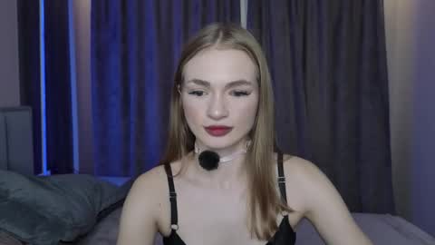 karinchik544 online show from November 10, 2025, 11:53 am