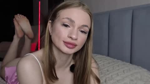 karinchik544 online show from April 27, 2026, 11:52 am