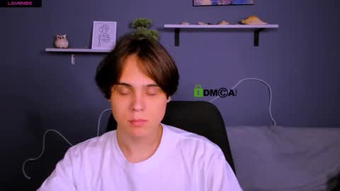 Karl online show from September 22, 2025, 5:31 am