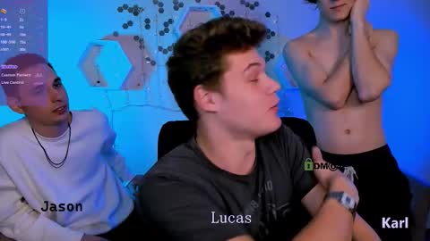 Karl online show from November 17, 2025, 8:25 pm