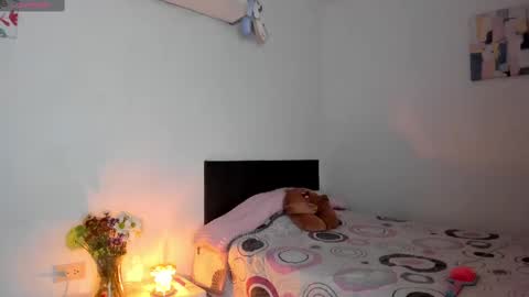 Ill be on at sunday see u Lynn  Could u help me to reach 100 Thmbs upp plssss   Independent girl 3 online show from February 26, 2025, 2:48 am