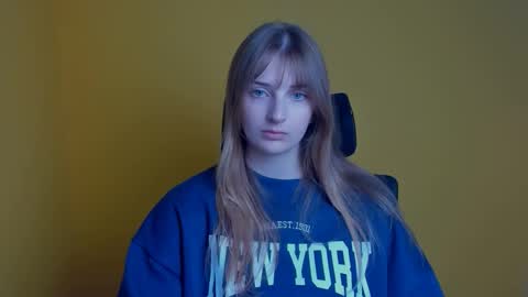 Karla online show from September 25, 2025, 11:14 am