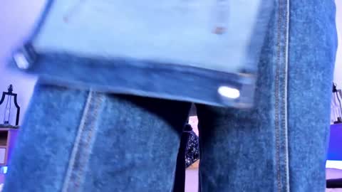 Karla Gonzaless online show from February 23, 2025, 2:14 pm