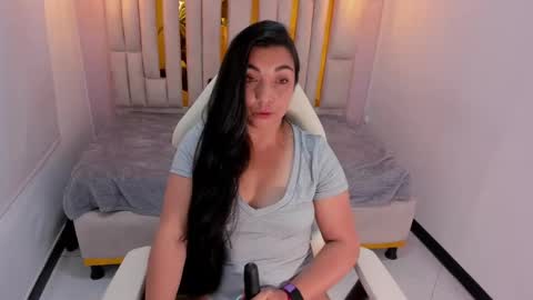 Karla  online show from March 1, 2025, 2:02 pm