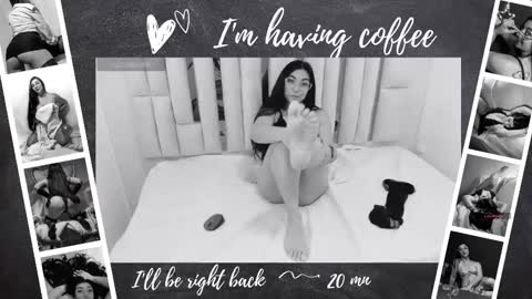 Karla  online show from November 10, 2025, 1:21 pm