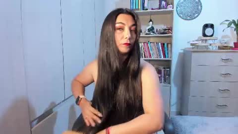 Snapshot of karla_hernandez chatting on June 16, 2026, 10:40 am Karla online show from June 16, 2026, 10:40 am