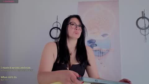 karla online show from September 17, 2025, 3:35 pm