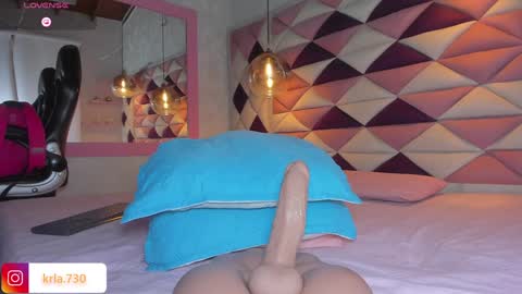 karolina  online show from January 16, 2025, 3:23 am