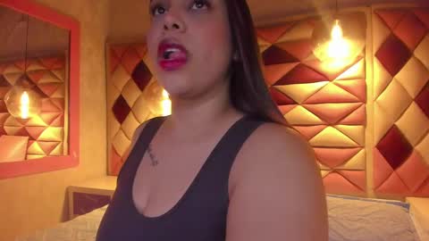 karolina  online show from March 10, 2025, 3:12 am