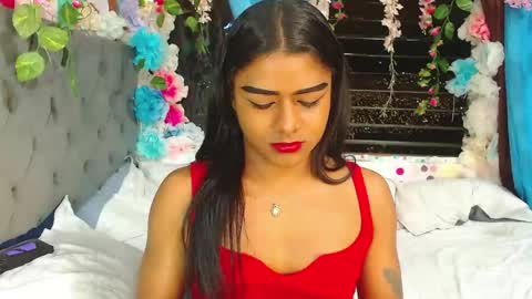 Snapshot of karly_coffe chatting on April 28, 2026, 9:25 am KARLY. online show from April 28, 2026, 9:25 am