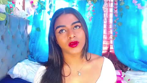 Snapshot of karly_coffe chatting on April 30, 2026, 11:49 am KARLY. online show from April 30, 2026, 11:49 am