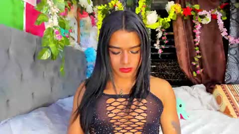 Snapshot of karly_coffe chatting on June 12, 2026, 10:14 am KARLY. online show from June 12, 2026, 10:14 am