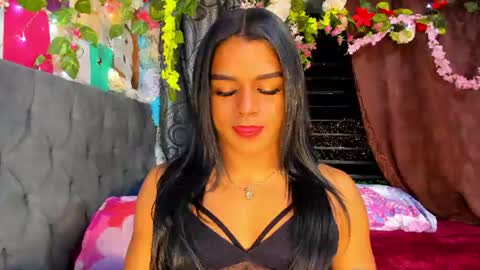 Snapshot of karly_coffe chatting on July 15, 2026, 9:36 am KARLY. online show from July 15, 2026, 9:36 am