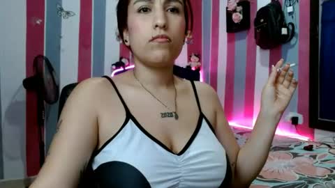 Snapshot of karly_lovex_ chatting on June 15, 2026, 3:14 pm karly_lovex_ online show from June 15, 2026, 3:14 pm