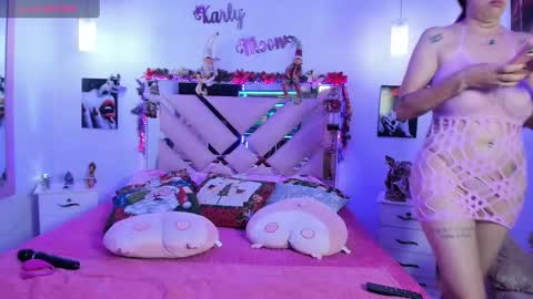 Karly Moonns online show from December 9, 2024, 1:51 am
