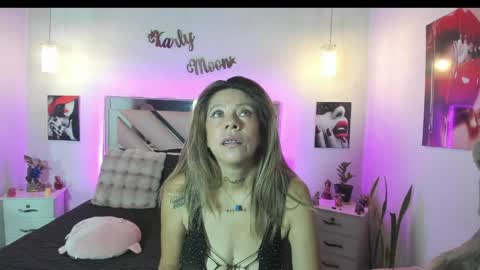 Karly Moonns online show from April 19, 2026, 8:00 pm