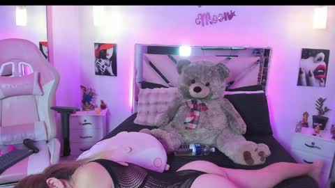 Karly Moonns online show from April 20, 2026, 10:55 pm