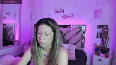 Snapshot of karly_moonn chatting on July 14, 2026, 10:21 am Karly Moonns online show from July 14, 2026, 10:21 am