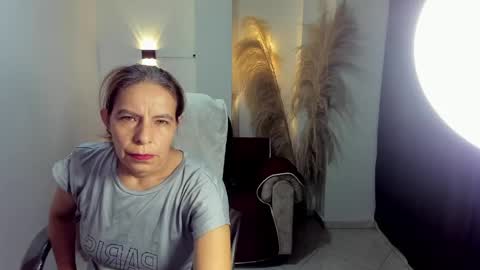 Snapshot of karlye_hot chatting on April 26, 2026, 4:21 am KARLYE online show from April 26, 2026, 4:21 am